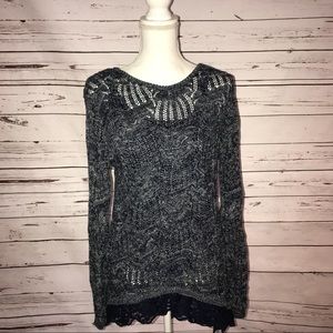 🌹Fylo London high low sweater with lace hem